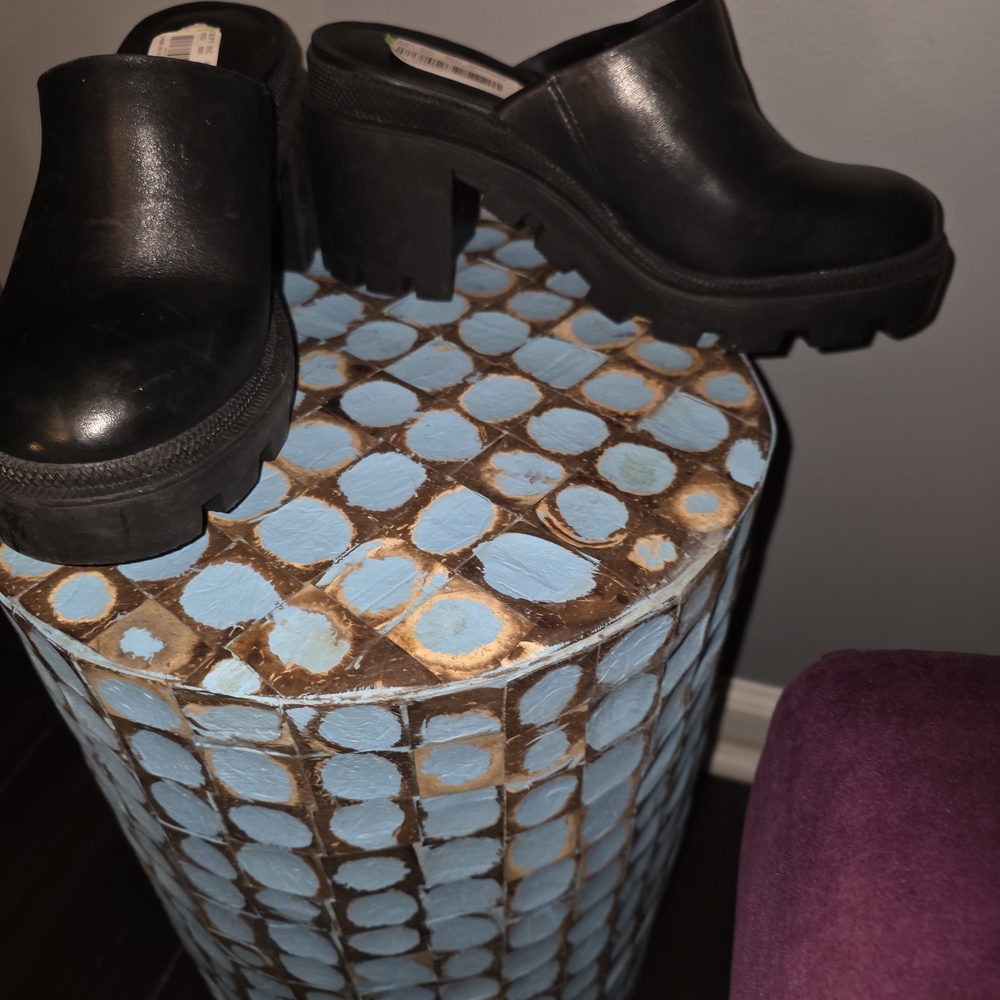Gianni Bini Black Leather Clogs And Mules